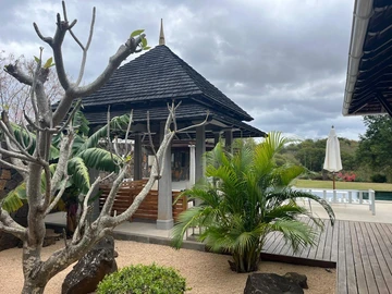 5 Bedroom Villa