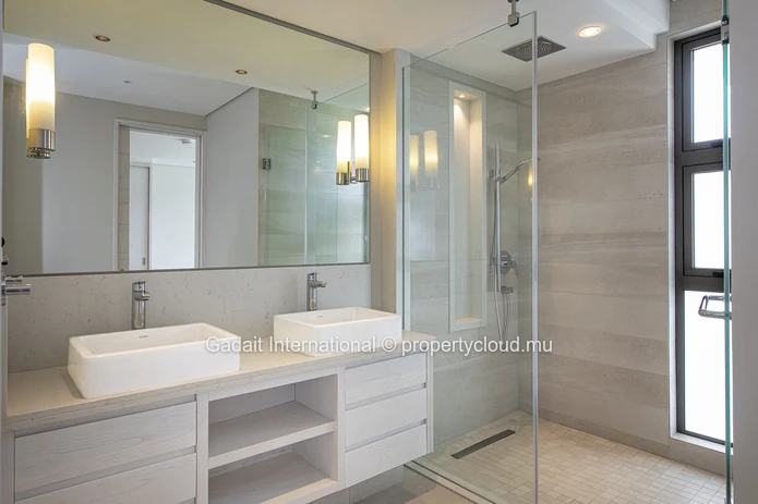 Villa contemporaine haut de gamme à Anahita, golf & spa, piscine privée, jardin tropical