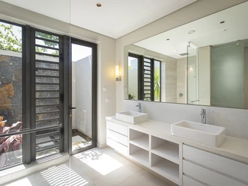 7 Bedroom Villa