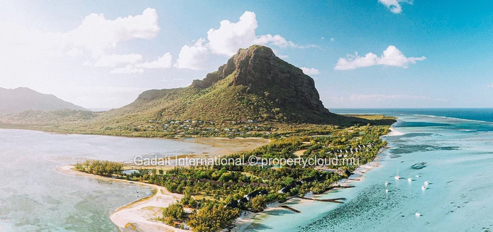 Harmonie-S-05: modern villa with private pool and sea view on the west coast of Mauritius
