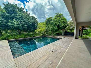 4 Bedroom Villa