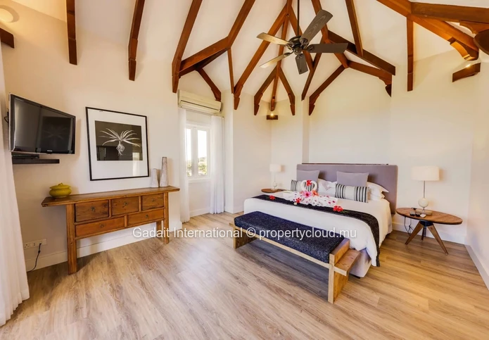 Villa de Luxe avec Piscine & Golf à vendre | Heritage Valriche – Bel Ombre