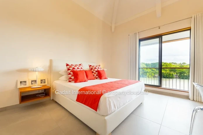 Villa de luxe avec quai privé à vendre | La Balise Marina – Rivière Noire