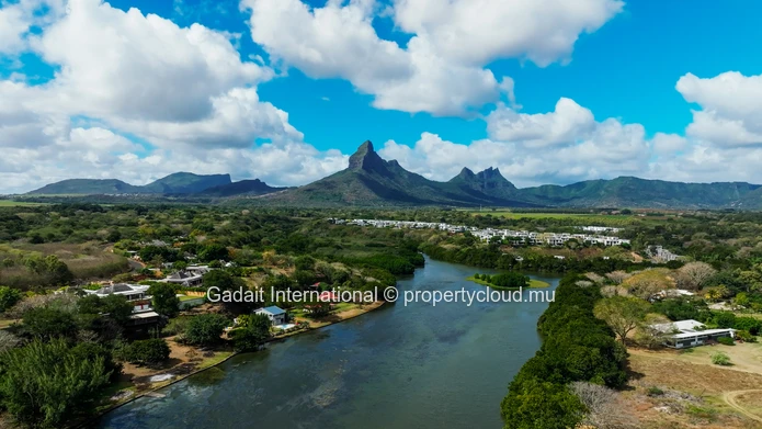 Exclusive penthouse in Tamarin, a prime investment opportunity
