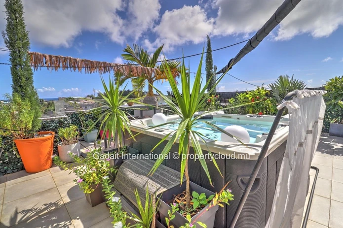 Exceptional Penthouse in Trou aux Biches – Sea View and Beach Access Just 200 Meters Away