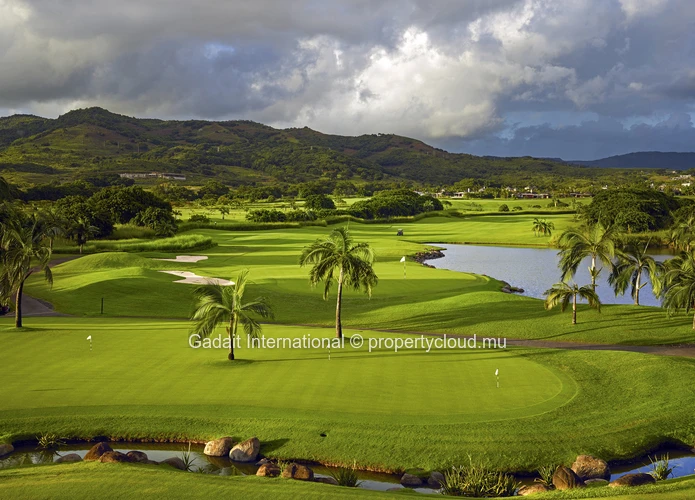 Luxueuse villa avec vue mer, golf, spa et services personnalisés à Bel Ombre, île Maurice