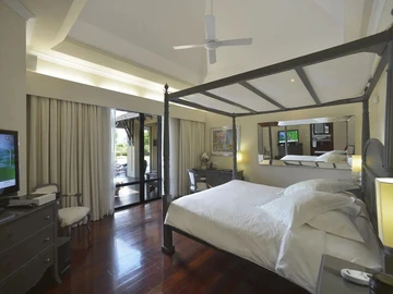 5 Bedroom Villa
