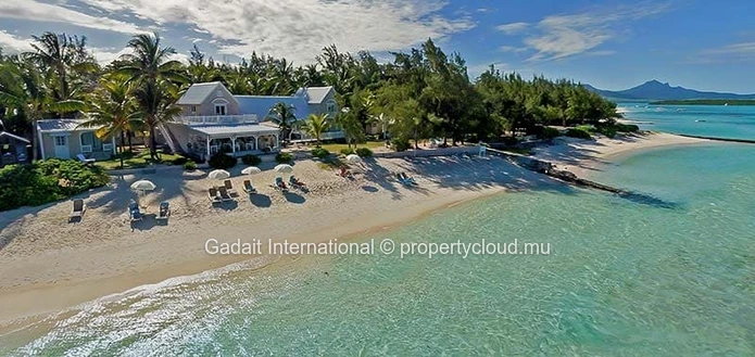 Villa Merea Pointe d'Esny – 2-Bedroom Villa with Tropical Garden