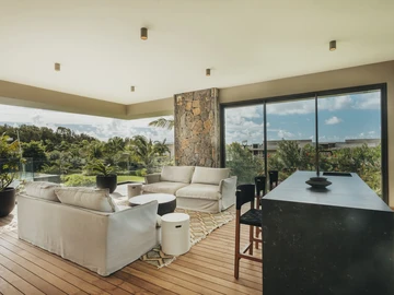 4 Bedroom Villa