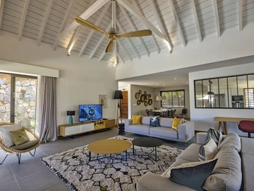 4 Bedroom Villa