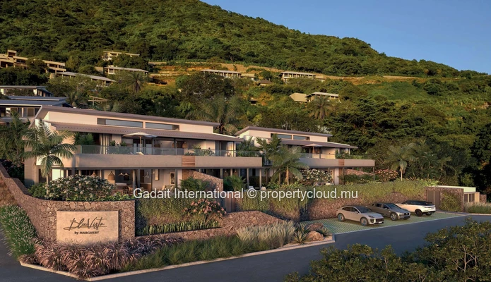 Elegant penthouse in Rivière Noire, top-of-the-range amenities and serenity
