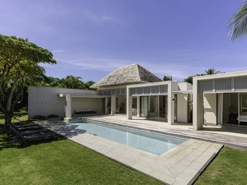 4 Bedroom Villa