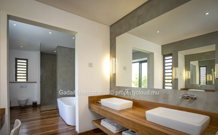 Villa Fairways à vendre à Anahita – L'Art de Vivre Haut de Gamme face au Golf