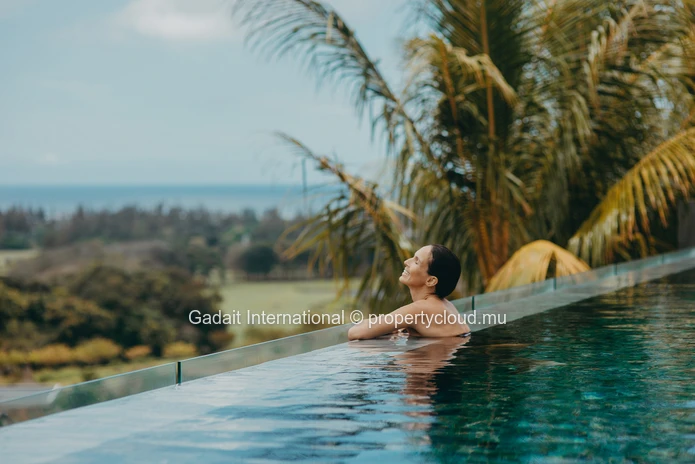 Villa de luxe avec 2 chambres et vue sur le golf à vendre | Heritage Valriche – Île Maurice