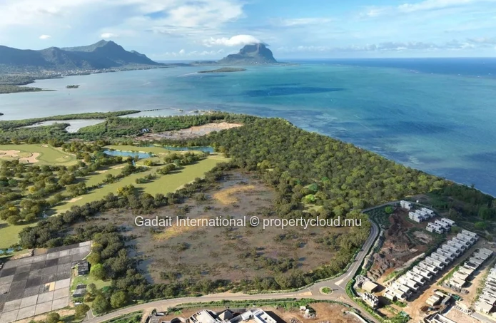 Harmonie-N-42 - eco-friendly villa on 2725m², golf access - Black River