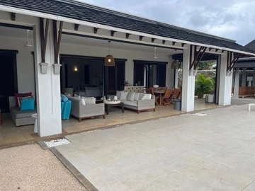 5 Bedroom Villa