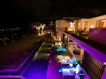 5 Bedroom Villa