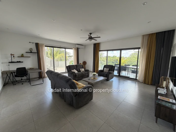 Penthouse d'exception avec rooftop privé à Pereybere – Vue mer & montagne