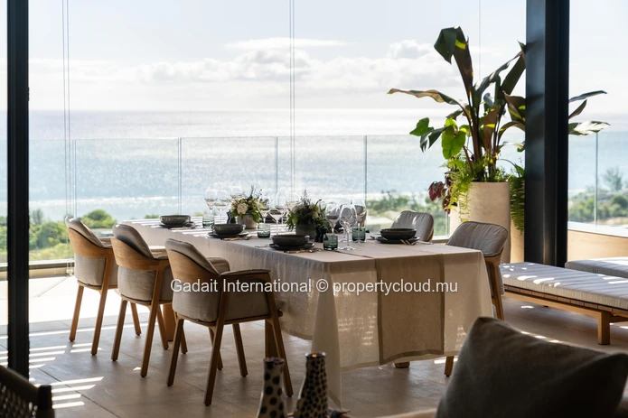 Penthouse LOÉ – An Exceptional Rental in Rivière Noire, Mauritius