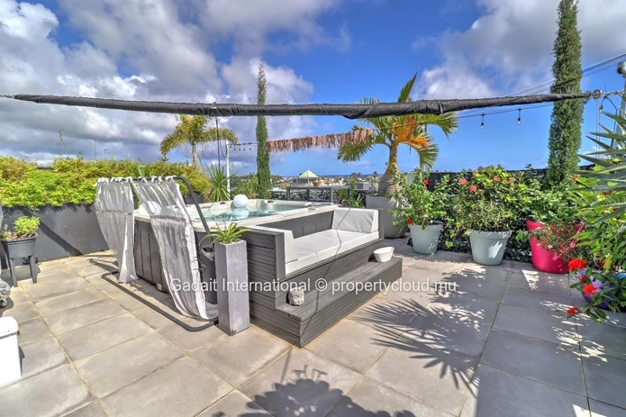 Exceptional Penthouse in Trou aux Biches – Sea View and Beach Access Just 200 Meters Away