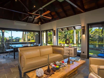 4 Bedroom Villa