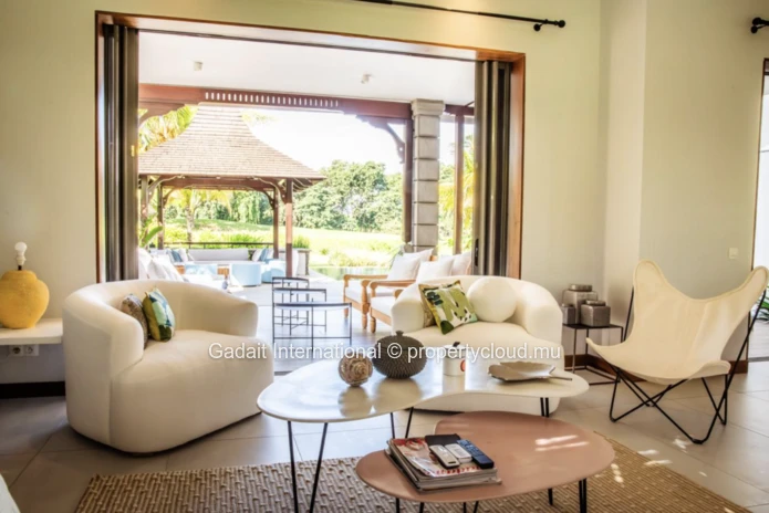 Prestigious Golfside Villa for Sale | Heritage Villas Valriche