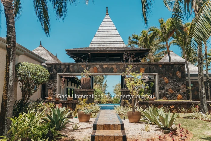 Belle Rivière Villa : 4 bedrooms with pool and sea view, Mauritius