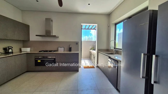 4-bedroom villa with pool and golf view at Anahita Golf & Spa Resort