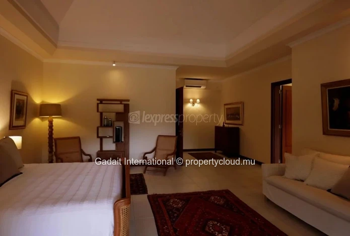 Maison d'Exception sur le Golf en Vente