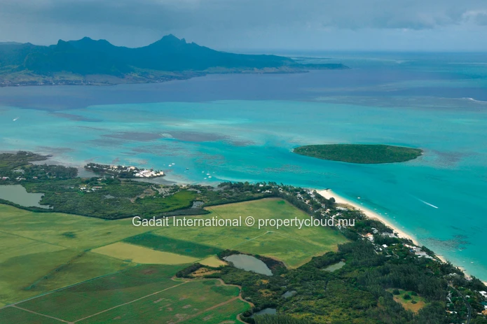 À vendre, villa de 3 chambres avec piscine à Pointe d'Esny Maurice