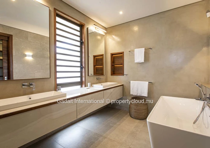 Magnificent Villa with Sea View & Private Pool | Rental in Anahita Beau Champ