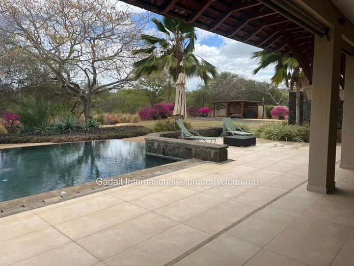 Prestige Real Estate Investment: Villa for Sale on Tamarina Golf Estate – West Coast of Mauritius