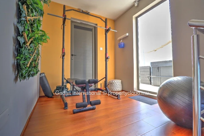 Contemporary Penthouse in Trou aux Biches – Open View and Beach Access 200 Meters Away