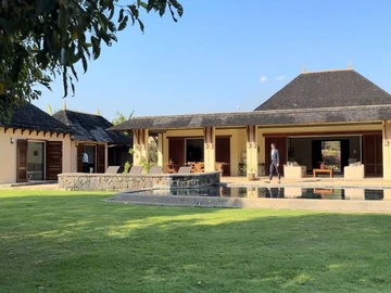4 Bedroom Villa