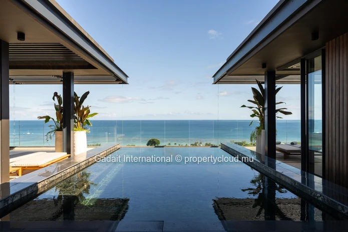 Penthouse LOÉ – An Exceptional Rental in Rivière Noire, Mauritius