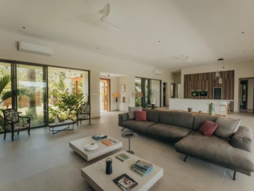 4 Bedroom Villa