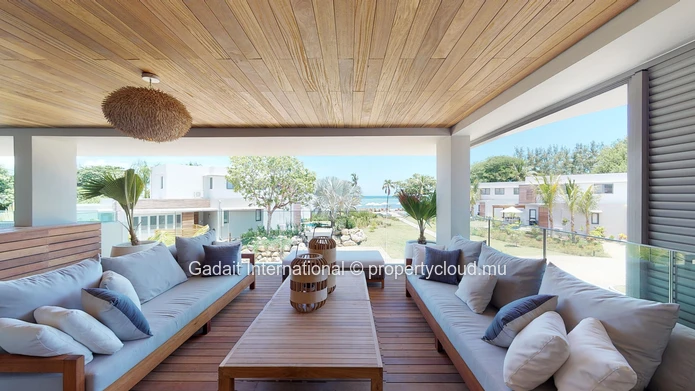À Vendre – Penthouse d'Exception à Manta Cove, Rivière Noire | Île Maurice