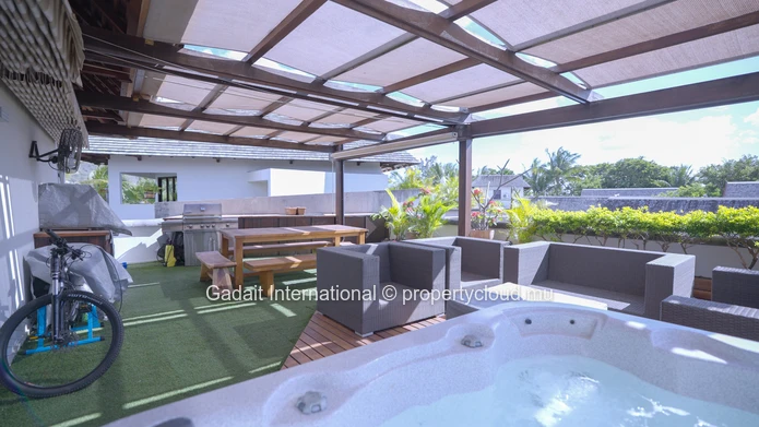Exclusive penthouse in Tamarin, a prime investment opportunity
