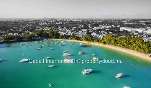 Villa haut de gamme avec jardin tropical et kiosque à vendre | Mont Mascal
