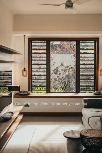 Luxury 4-Bedroom Villa in Grand Baie – Spectacular Volumes and Tropical Lifestyle in Mauritius