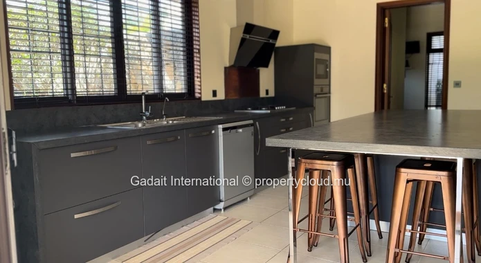 Investing in a luxury villa on the Tamarina golf course in West Mauritius