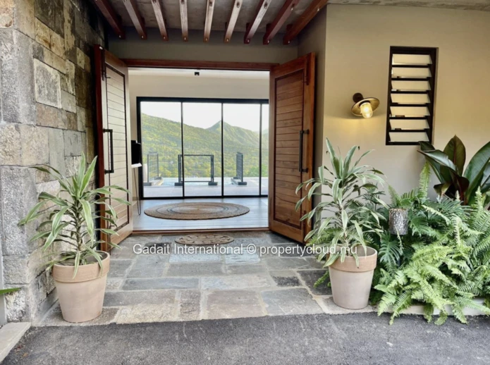 Luxury Villa at Domaine de Palmyre | Breathtaking Views of Le Morne and the Ocean