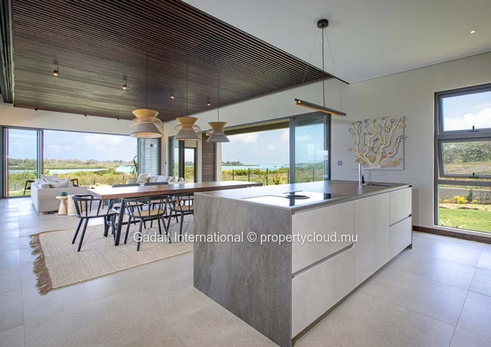 Magnificent Villa with Sea View & Private Pool | Rental in Anahita Beau Champ