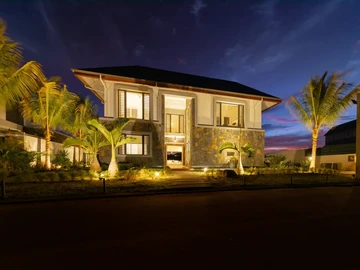 6 Bedroom Villa