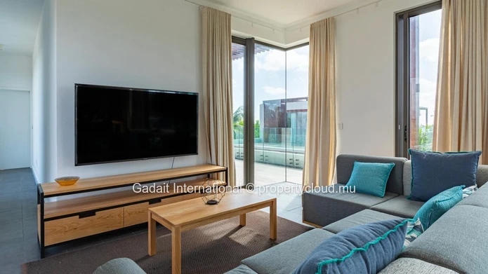 Penthouse à Palmar en bord de mer avec vue panoramique, piscine et plage privée