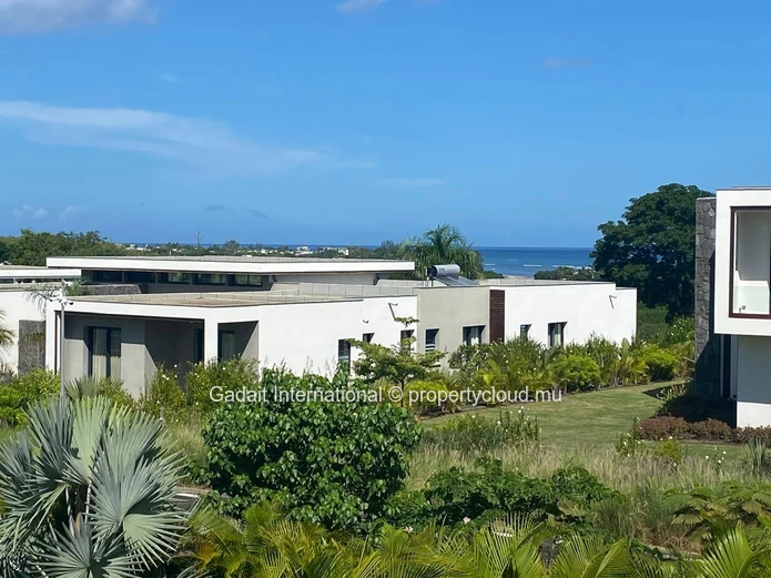 Contemporary 4-Bedroom Villa with Private Pool and Sea View – Akasha Estate, Tamarin