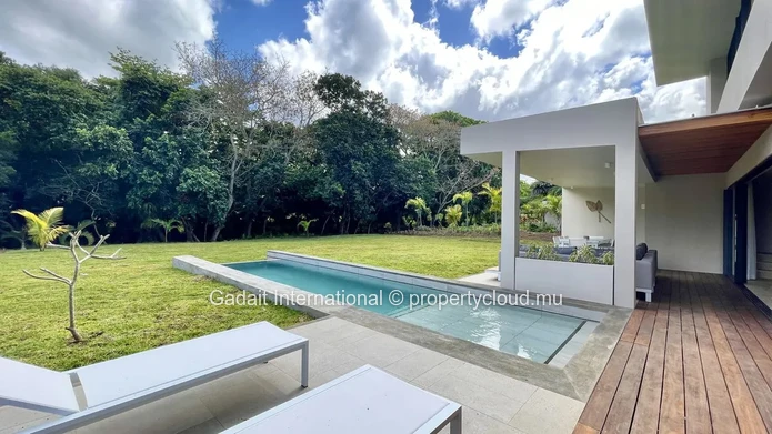 Villa de luxe avec vue sur le golf dans un cadre tropical à vendre | Héritage Bel Ombre