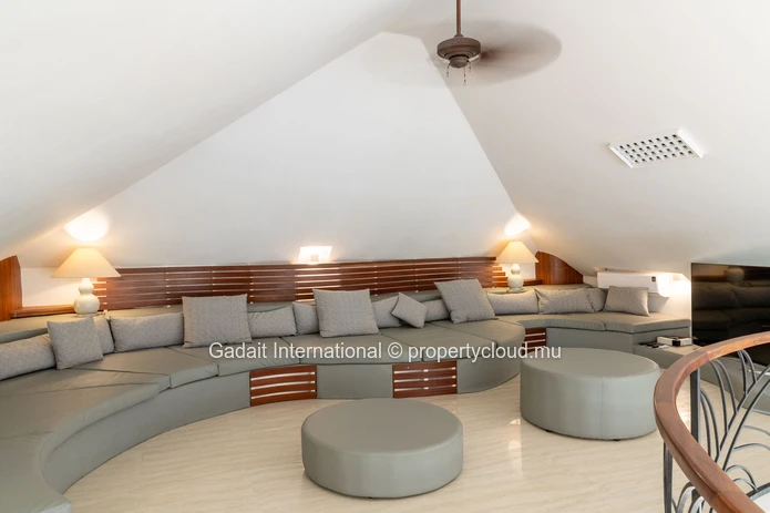Une villa d'exception en première ligne de golf, au cœur du prestigieux domaine Anahita