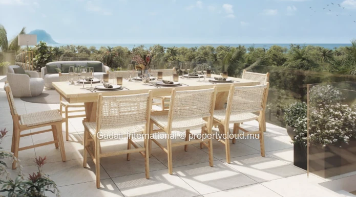 Discover an upscale penthouse in the heart of Tamarin.
