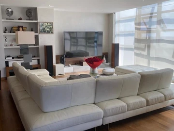 Appartement de 6 Chambres